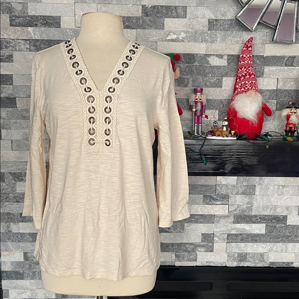 Chico’s Long sleeve v-neck embroidered cream cotton Size 1